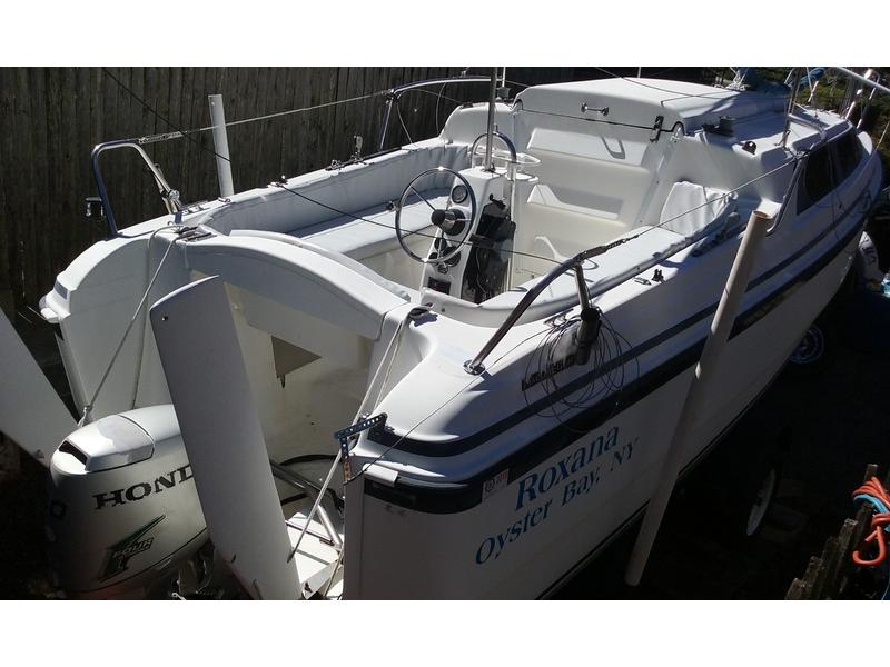 2001 Macgregor 26x Sailboat For Sale In New York